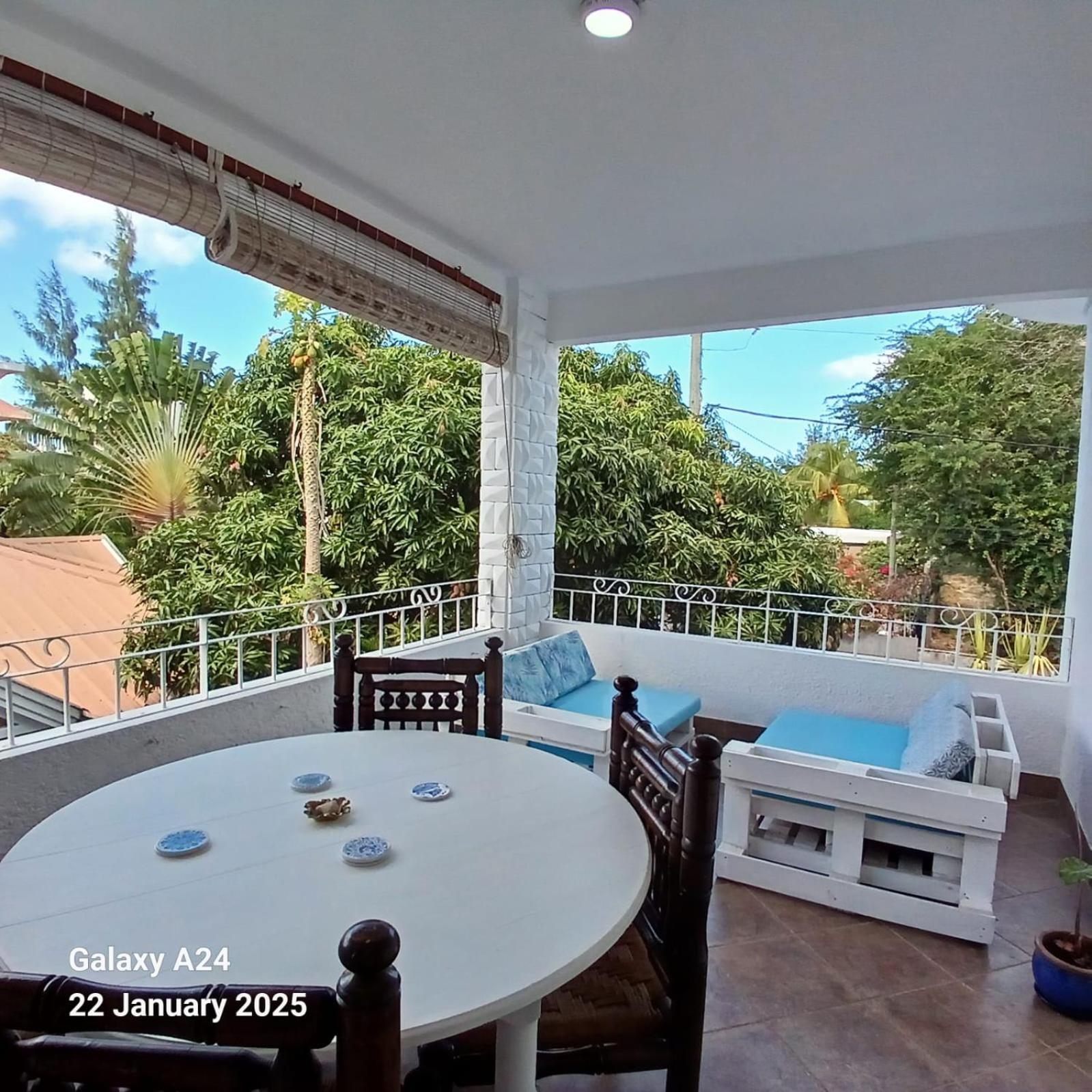 黑河区The Coral House公寓 外观 照片